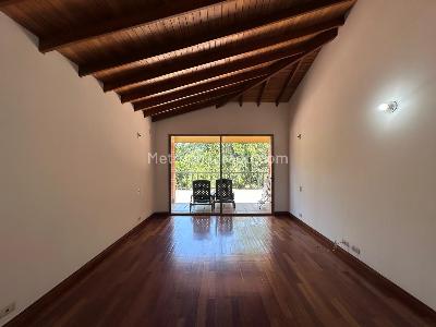 Casa de 4 alcobas en arriendo en El Poblado, Medellín, 900 m² · foto 10 de 20