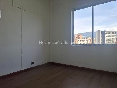 Apartamento de 3 alcobas en arriendo en Santa María De Los Ángeles, Medellín, 104 m² · foto 11 de 15