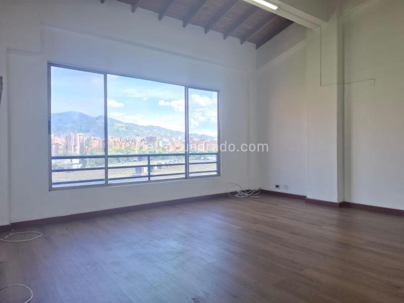 3BR Apartment in EL POBLADO (104 m²)