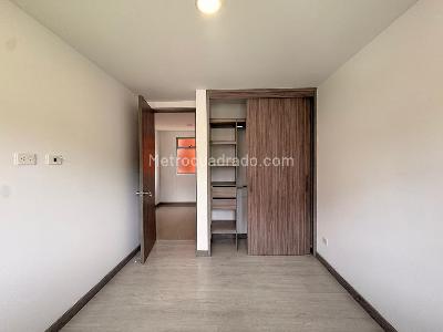 Apartamento de 3 alcobas en venta en Sabaneta, Sabaneta, 97 m² · foto 12 de 17