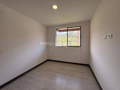 Apartamento de 3 alcobas en venta en Sabaneta, Sabaneta, 97 m² · foto 14 de 17