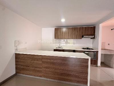 Apartamento de 3 alcobas en venta en Sabaneta, Sabaneta, 97 m² · foto 4 de 17