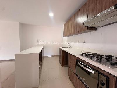 Apartamento de 3 alcobas en venta en Sabaneta, Sabaneta, 97 m² · foto 6 de 17