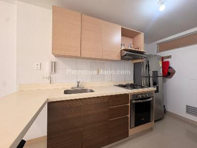 Apartamento de 2 alcobas en venta en Sabaneta, Sabaneta, 64 m² · foto 4 de 13