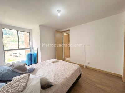 Apartamento de 2 alcobas en venta en Sabaneta, Sabaneta, 64 m² · foto 8 de 13