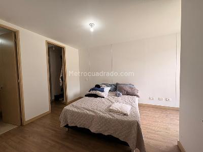 Apartamento de 2 alcobas en venta en Sabaneta, Sabaneta, 64 m² · foto 9 de 13