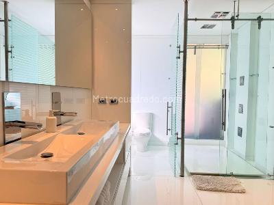 Apartamento de 4 alcobas en venta en El Poblado, Medellín, 420 m² · foto 16 de 20