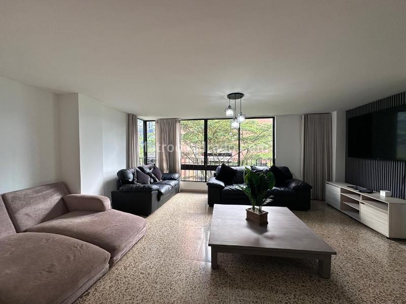 Apartamento en Arriendo, EL POBLADO, Medellín – další
