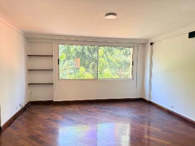 Casa de 3 alcobas en venta en El Poblado, Medellín, 350 m² · foto 9 de 18