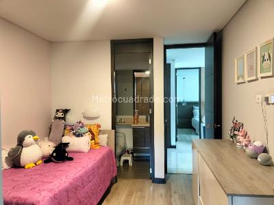 Apartamento de 3 alcobas en venta en El Poblado, Medellín, 195 m² · foto 15 de 20