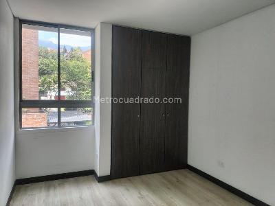 Apartamento en venta en El Poblado, Medellín · foto 15 de 19