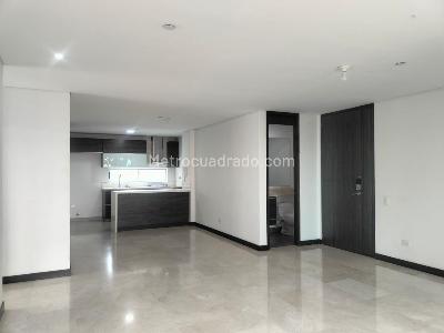 Apartamento en venta en El Poblado, Medellín · foto 4 de 19