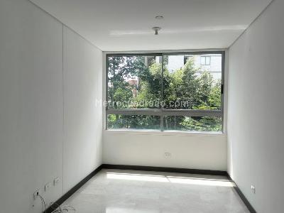 Apartamento en venta en El Poblado, Medellín · foto 9 de 19