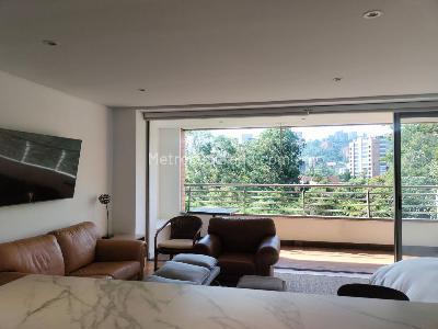 Apartamento en venta en El Poblado, Medellín · foto 2 de 13