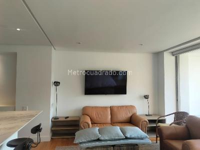 Apartamento en venta en El Poblado, Medellín · foto 3 de 13