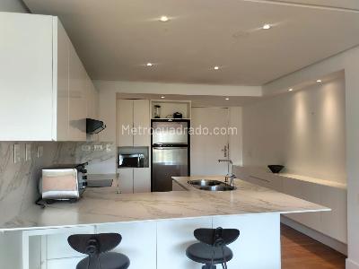 Apartamento en venta en El Poblado, Medellín · foto 5 de 13