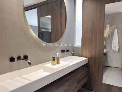 Apartamento de 2 alcobas en arriendo en El Poblado, Medellín, 145 m² · foto 15 de 18