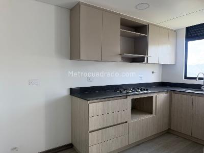Apartamento de 3 alcobas en venta en El Poblado, Medellín, 75 m² · foto 5 de 17