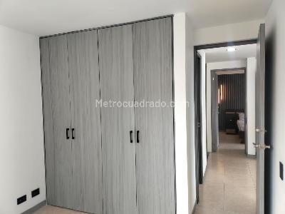 Apartamento de 3 alcobas en arriendo en El Poblado, Medellín, 117 m² · foto 16 de 18