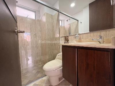 Apartamento de 2 alcobas en arriendo en Sabaneta, Sabaneta, 86 m² · foto 12 de 14