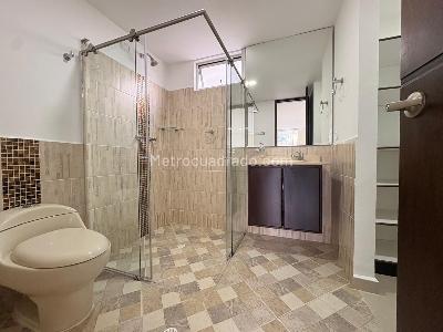 Apartamento de 2 alcobas en arriendo en Sabaneta, Sabaneta, 86 m² · foto 13 de 14