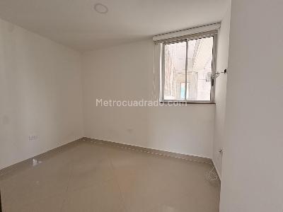 Apartamento de 2 alcobas en arriendo en Sabaneta, Sabaneta, 86 m² · foto 7 de 14