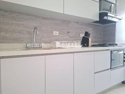 Apartamento en venta en El Poblado, Medellín · foto 10 de 18