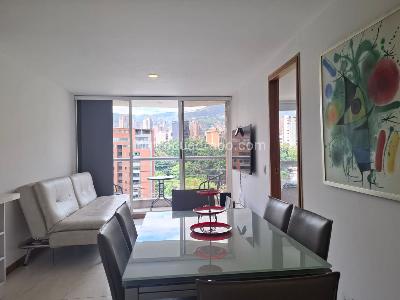 Apartamento en venta en El Poblado, Medellín · foto 2 de 18
