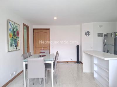 Apartamento en venta en El Poblado, Medellín · foto 4 de 18