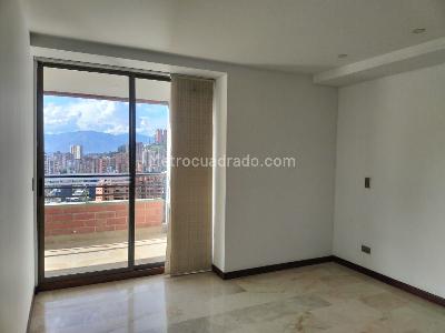 Apartamento en arriendo en El Poblado, Medellín · foto 10 de 17