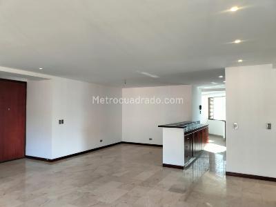 Apartamento en arriendo en El Poblado, Medellín · foto 4 de 17