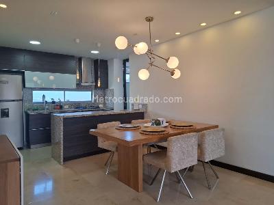 Apartamento de 2 alcobas en arriendo en El Poblado, Medellín, 130 m² · foto 12 de 20