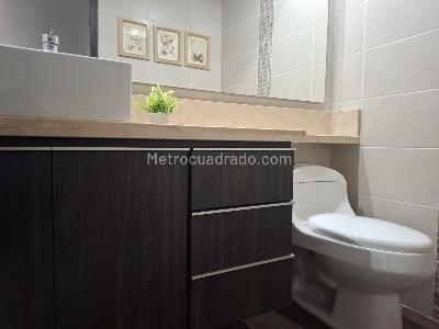 Apartamento de 2 alcobas en arriendo en El Poblado, Medellín, 130 m² · foto 19 de 20