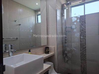 Apartamento de 2 alcobas en arriendo en El Poblado, Medellín, 130 m² · foto 20 de 20