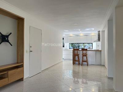 Apartamento en arriendo en El Poblado, Medellín · foto 5 de 16