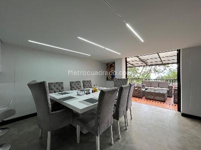 Casa de 4 alcobas en arriendo en El Poblado, Medellín, 280 m² · foto 5 de 20