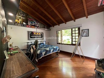 Casa de 4 alcobas en venta en Envigado, Envigado · foto 10 de 20