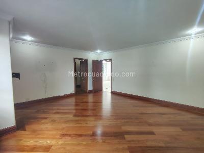Apartamento de 4 alcobas en venta en El Poblado, Medellín, 458 m² · foto 12 de 20