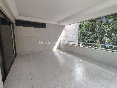Apartamento de 4 alcobas en venta en El Poblado, Medellín, 458 m² · foto 19 de 20