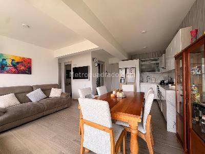 Apartamento de 3 alcobas en venta en Sabaneta, Sabaneta, 79 m² · foto 2 de 16
