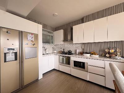 Apartamento de 3 alcobas en venta en Sabaneta, Sabaneta, 79 m² · foto 6 de 16