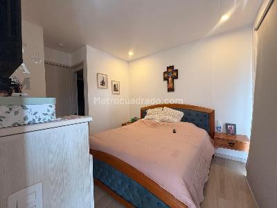 Apartamento de 3 alcobas en venta en Sabaneta, Sabaneta, 79 m² · foto 7 de 16
