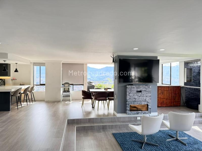 Apartamento en Arriendo, EL POBLADO, Medellín - Widok 4