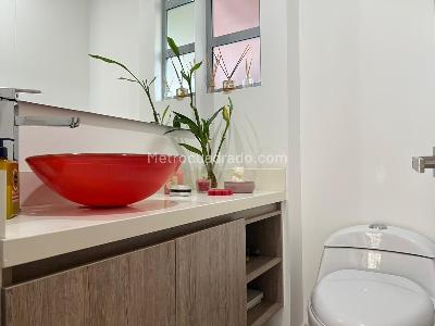 Apartamento de 2 alcobas en venta en Envigado, Envigado, 80 m² · foto 13 de 17