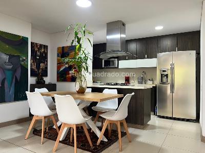 Apartamento de 2 alcobas en venta en Envigado, Envigado, 80 m² · foto 5 de 17