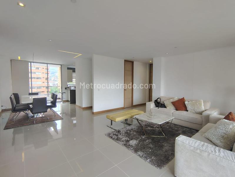 Apartamento en Arriendo, EL POBLADO, Medellín - Widok 3
