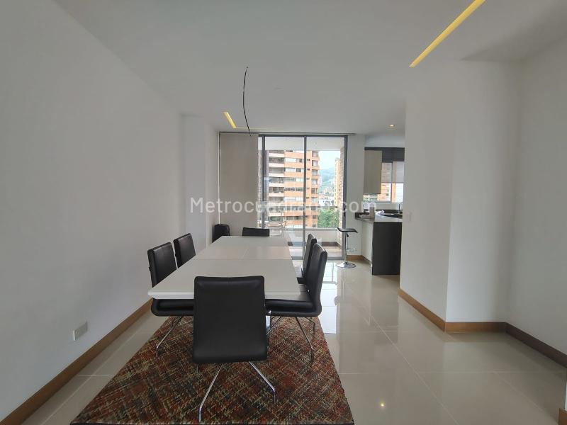 Apartamento en Arriendo, EL POBLADO, Medellín - Widok 5