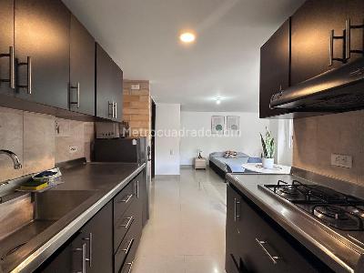 Apartamento en arriendo en El Poblado, Medellín · foto 5 de 12