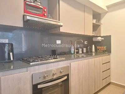 Apartamento de 3 alcobas en venta en El Poblado, Medellín, 93 m² · foto 7 de 14