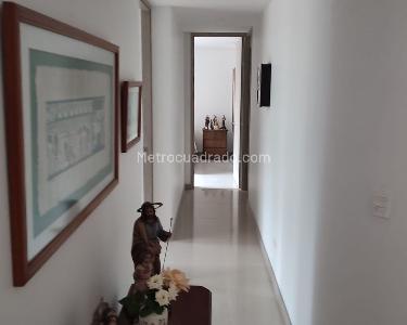 Apartamento en venta en Envigado, Envigado · foto 3 de 9